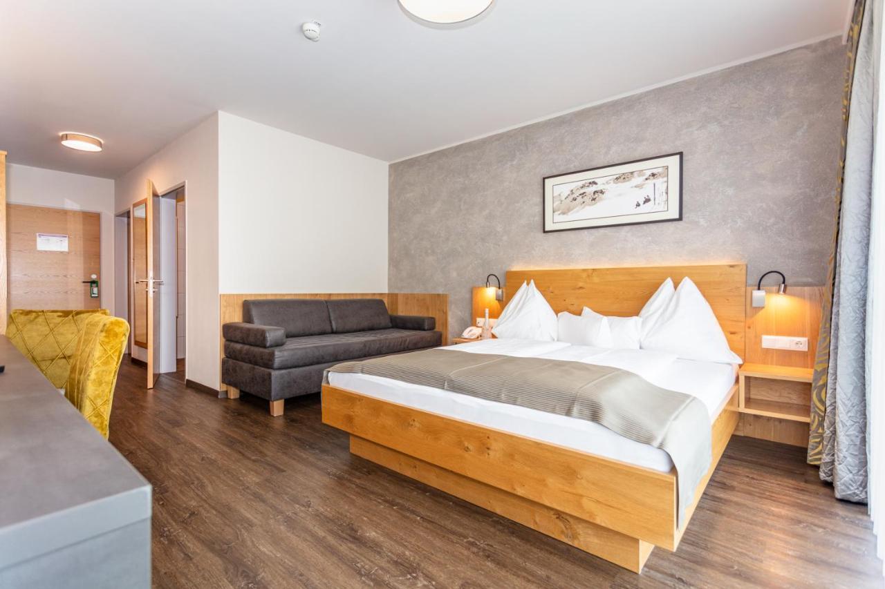 Almrausch Hotel Saalbach