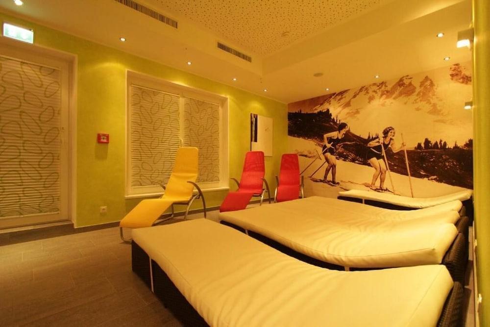 Hotel Almrausch Saalbach